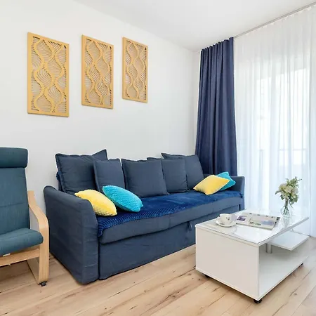 Unique 1 Bedroom With Parking And Gym Access By Renters