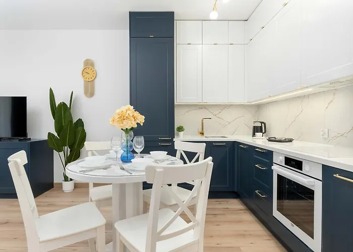 Unique 1 Bedroom With Parking And Gym Access By Renters