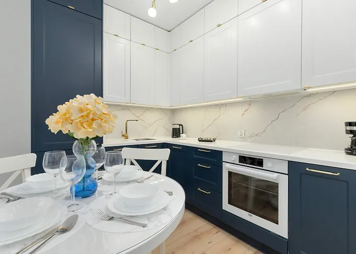 Unique 1 Bedroom With Parking And Gym Access By Renters * Гданьск